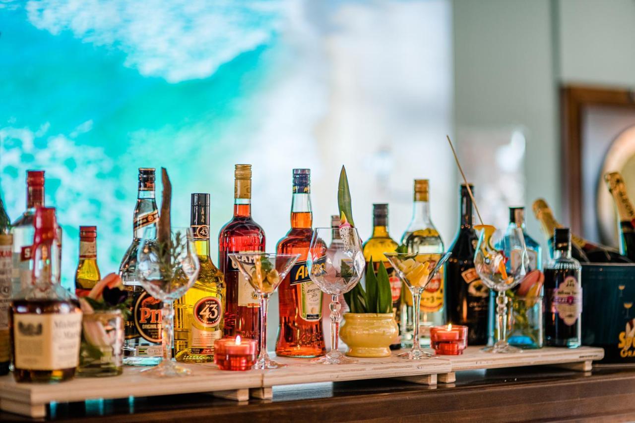 Feels Beach Club Hotel Kuhlungsborn Bagian luar foto